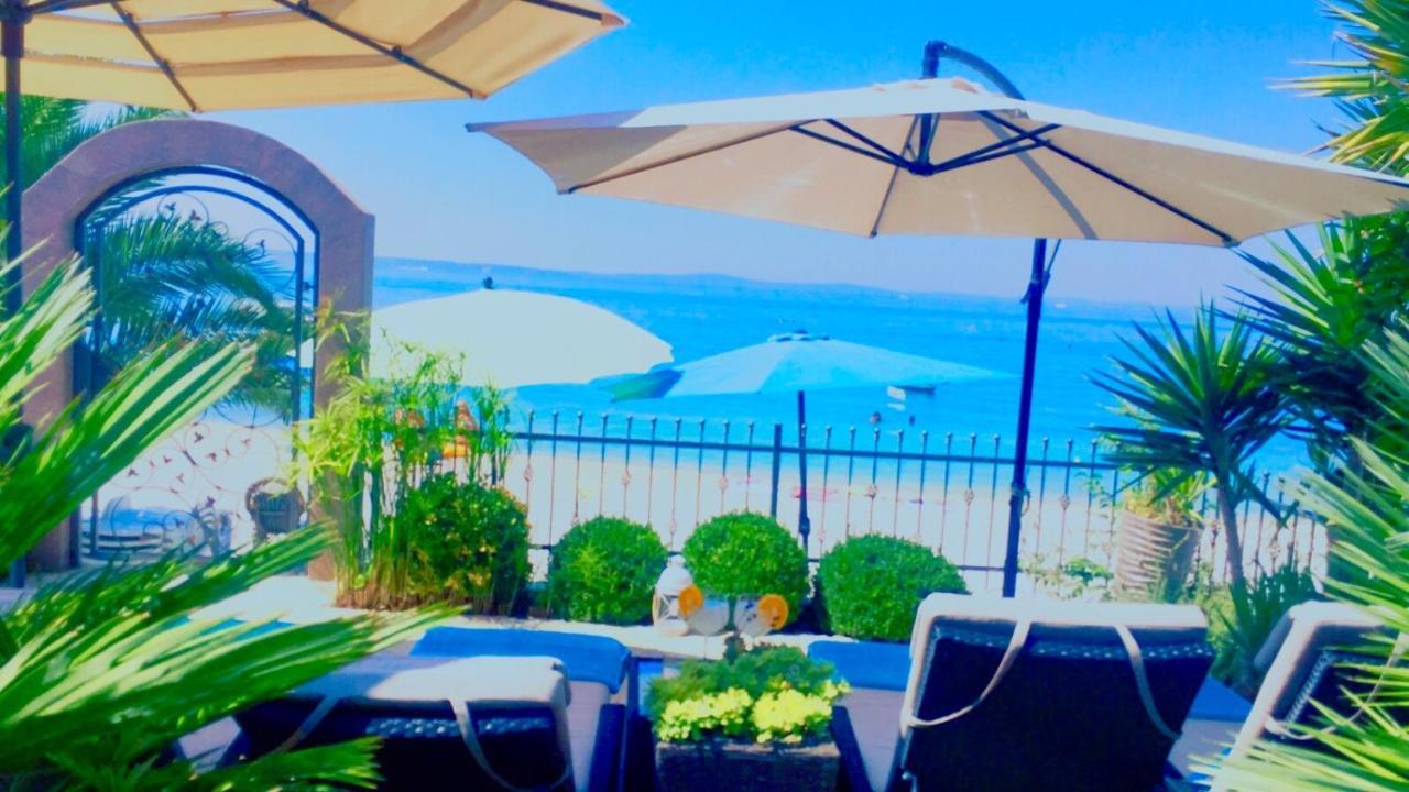 Villa Maris- Beachfront Villa With Exclusive Pool Подстрана Екстериор снимка